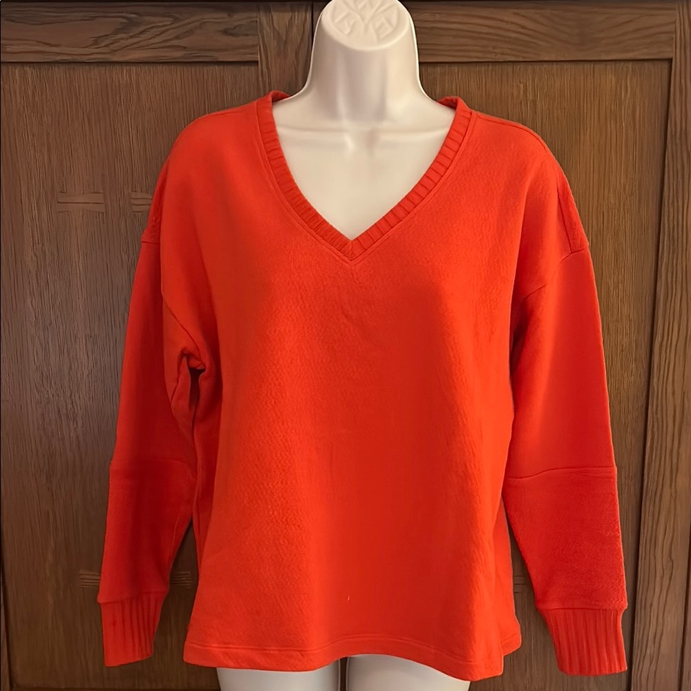 Cabi Coral “Capri Sweatshirt”, Excellent Condition, Size Small, #6605